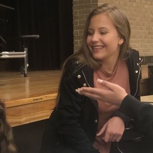 Meet your Posher, Veronika